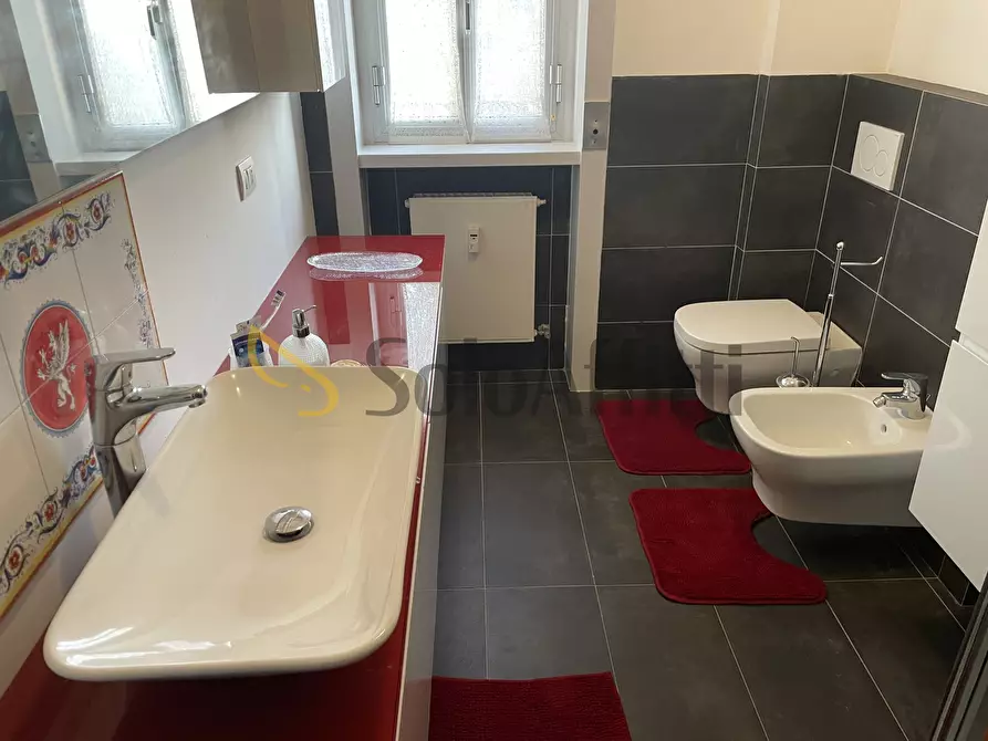 Immagine 19 di Bilocale in affitto  in Viale Giuseppe Borri 57 a Busto Arsizio