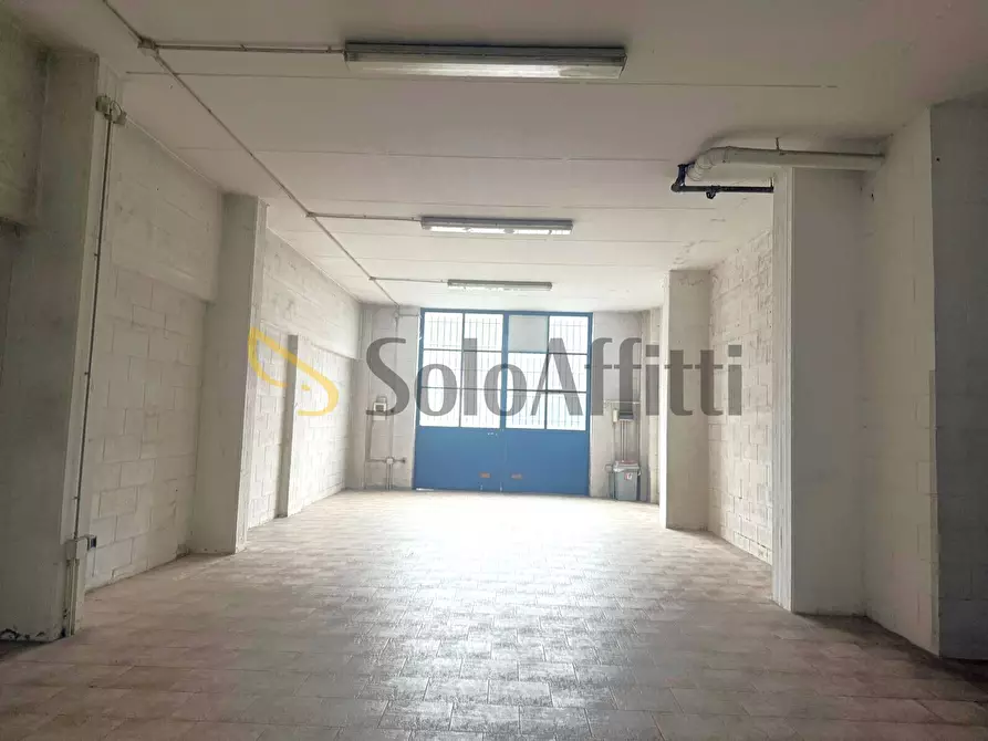 Immagine 7 di Capannone industriale in affitto  in via Bolivia 42 a Paderno Dugnano