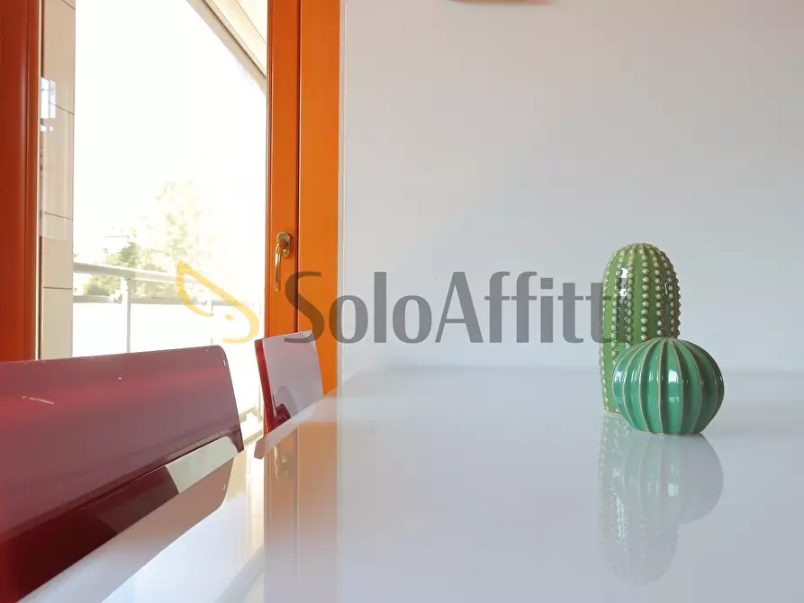 Immagine 10 di Bilocale in affitto  in Via Gressoney 7 a Milano
