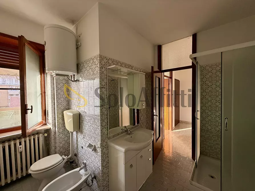 Immagine 89 di Quadrilocale in affitto  in Via Buratto 7 a Ciriè