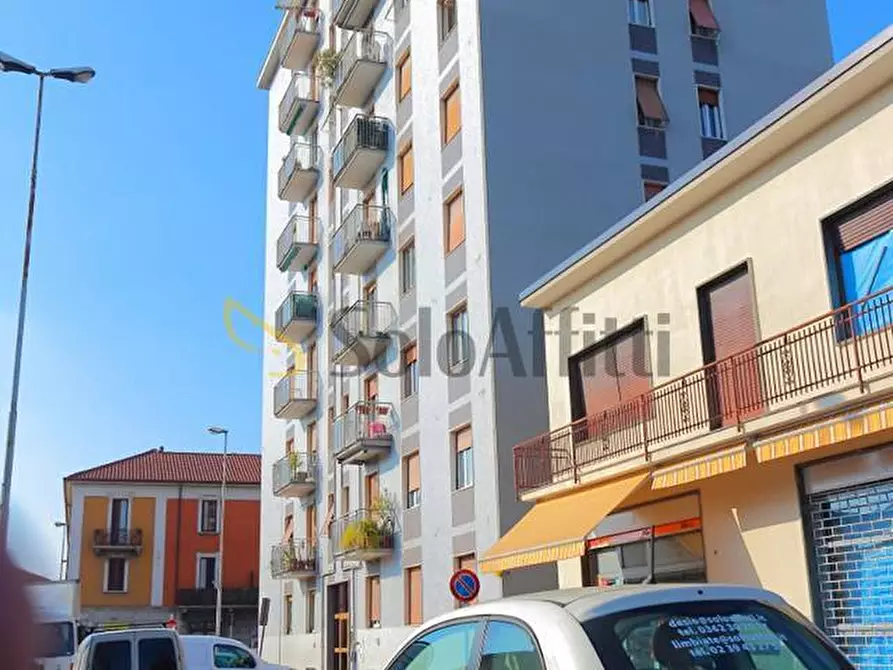 Immagine 19 di Bilocale in affitto  in Viale alla stazione 1 a Desio