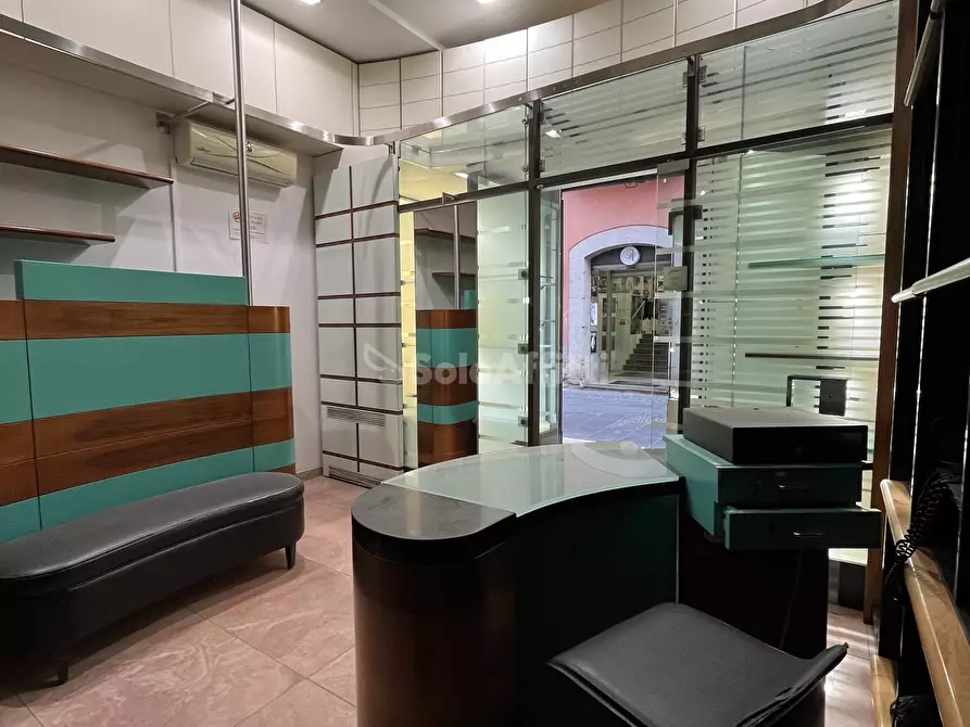 Immagine 13 di Locale commerciale in affitto  in Via Pretoria a Potenza