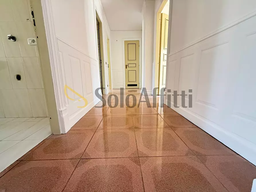 Immagine 22 di Quadrilocale in affitto  in Via Pier Paolo Pasolini 47 a Caserta