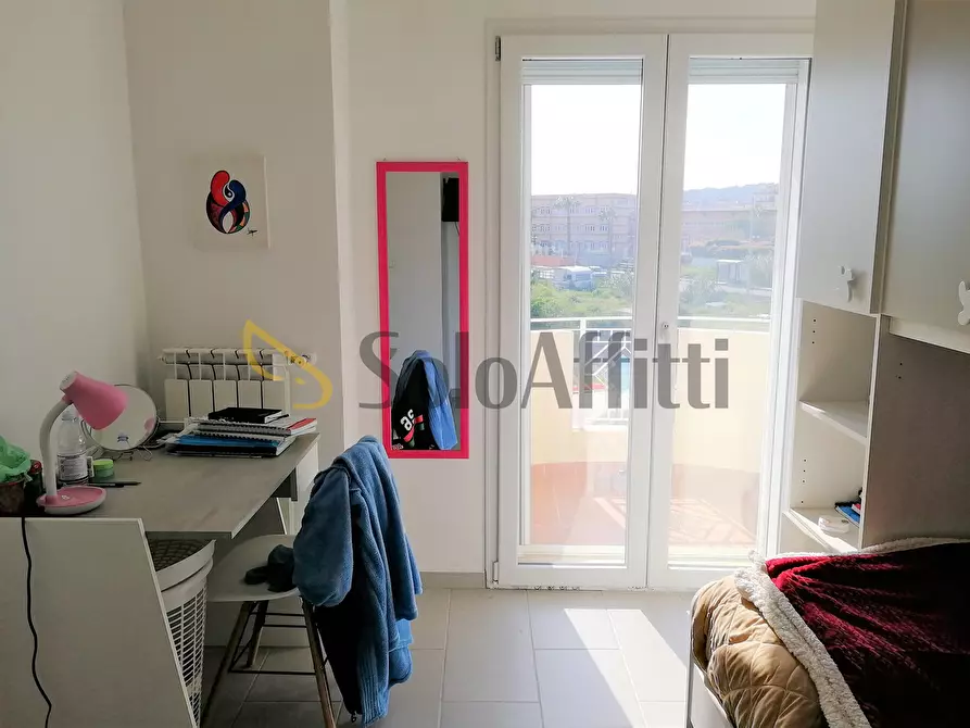 Immagine 12 di Stanza singola in affitto  a Catanzaro
