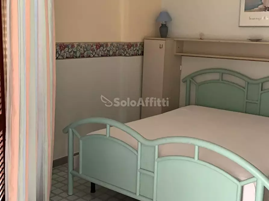 Immagine 28 di Bilocale in affitto  a Giardini-Naxos