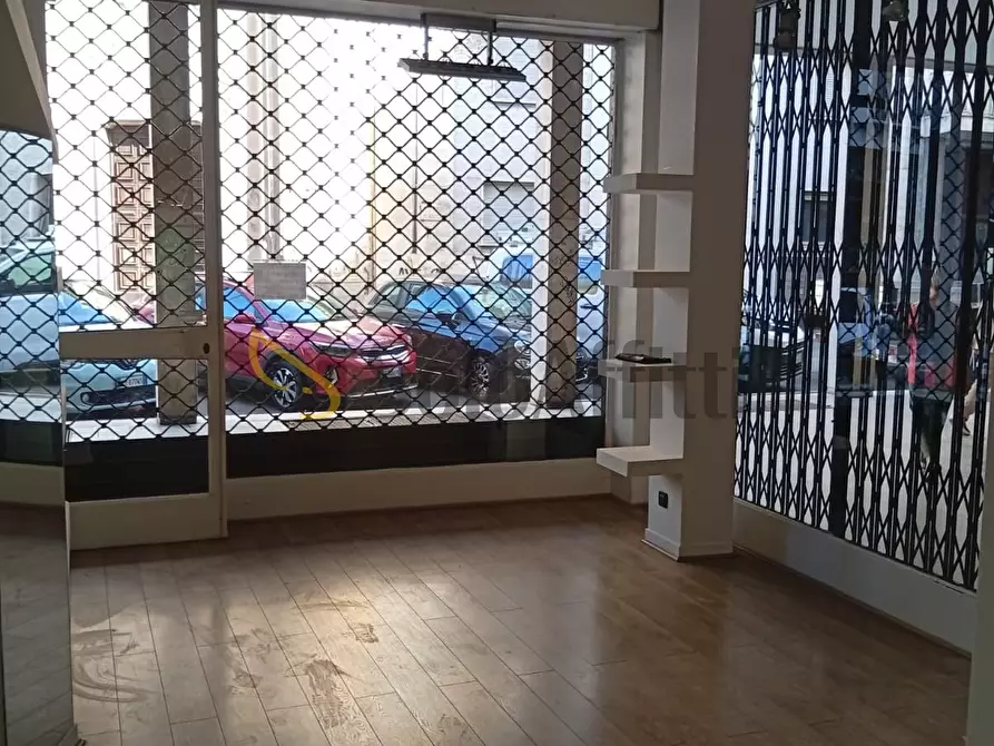 Immagine 3 di Locale commerciale in affitto  a Gallarate