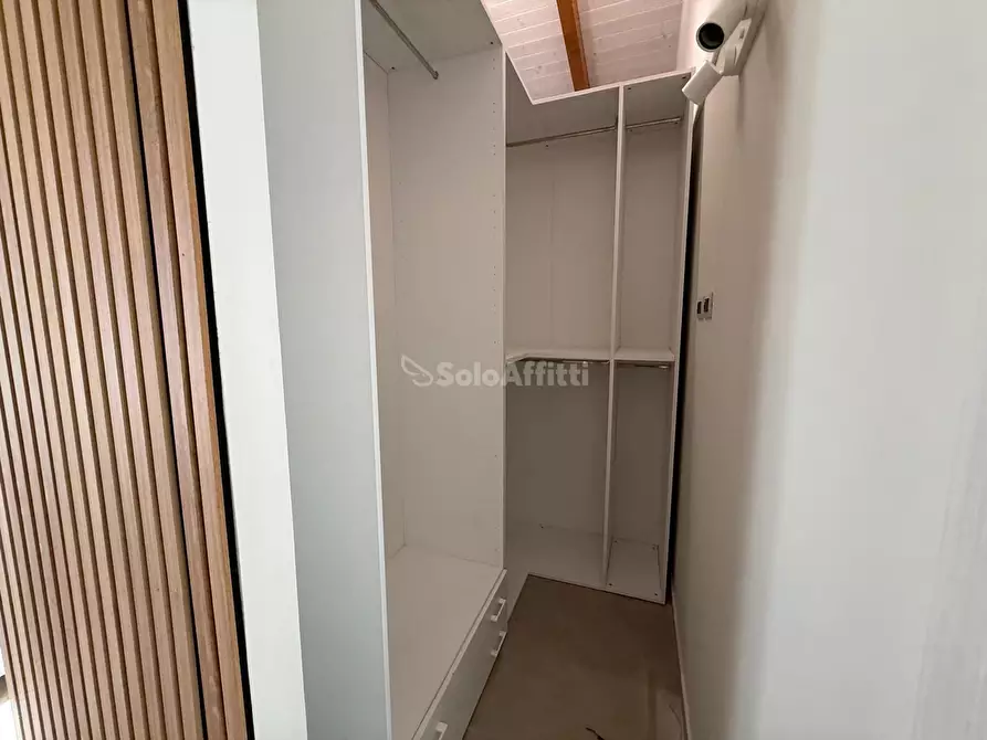 Immagine 10 di Monolocale in affitto  in Via Gennaro Tescione 208 a Caserta