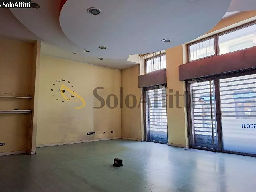 Immagine 3 di Locale commerciale in affitto  in Via Antonio Origo 28 a Lissone