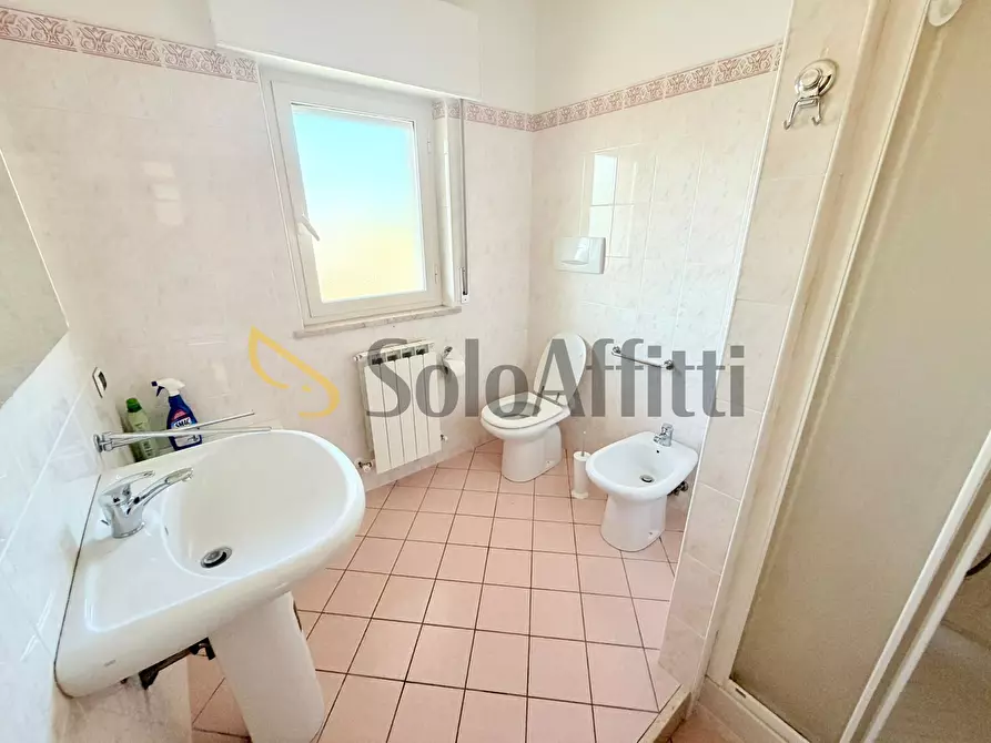 Immagine 11 di Trilocale in affitto  in Via Legnano 2 a Alba Adriatica