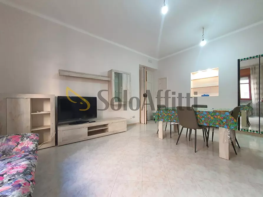 Immagine 11 di Trilocale in affitto  a Catanzaro