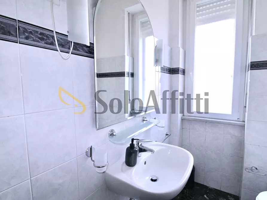 Immagine 18 di Bilocale in affitto  in Viale Brianza 8 a Milano