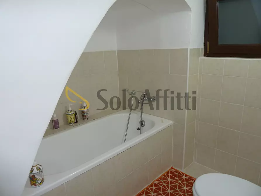Immagine 16 di Trilocale in affitto  in Via Luca Spinola 1 a San Remo
