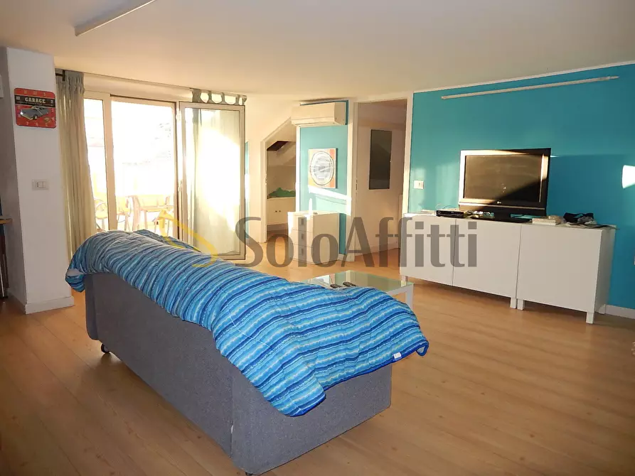 Immagine 4 di Bilocale in affitto  a Catanzaro
