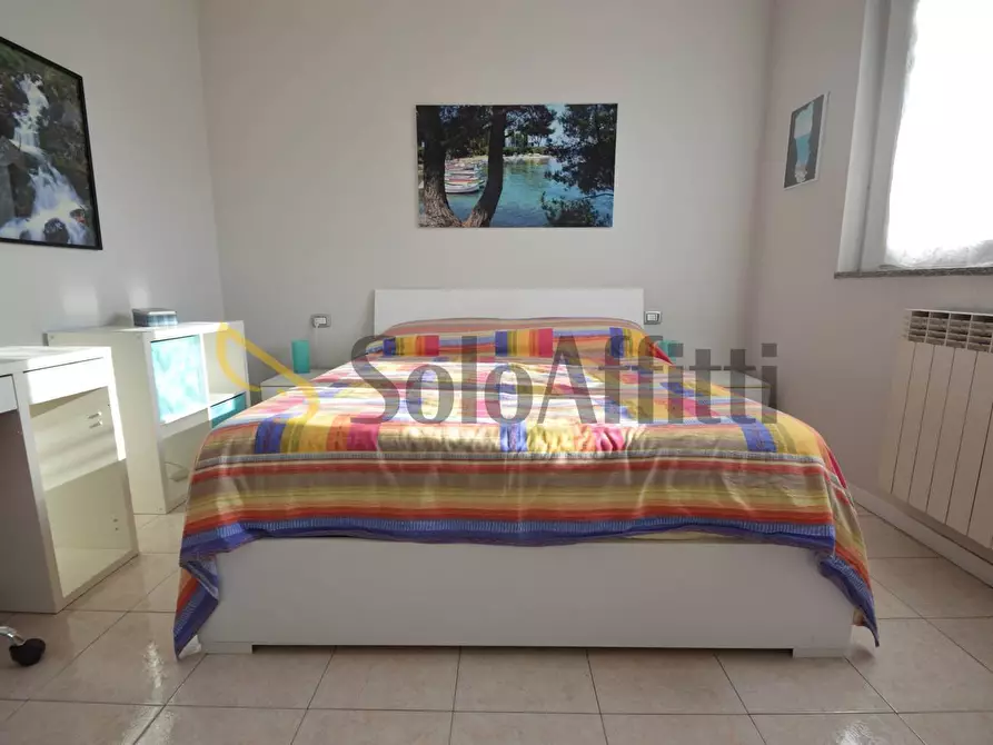 Immagine 10 di Bilocale in affitto  in Via Massimo d'Azeglio 18 a Rozzano