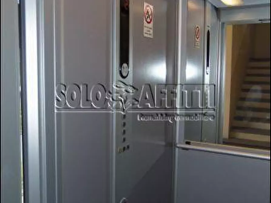 Immagine 18 di Bilocale in affitto  in via Brione a Torino