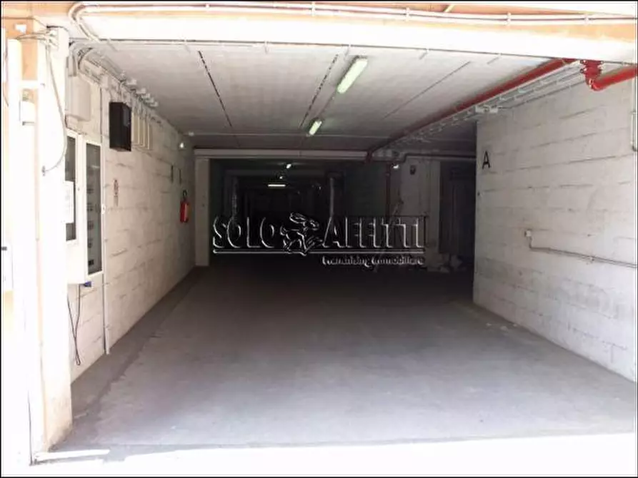 Immagine 6 di Garage in affitto  in via del Casaletto 140 a Roma