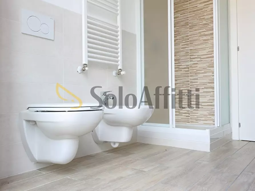 Immagine 12 di Bilocale in affitto  in via gradisca 6 a Limbiate