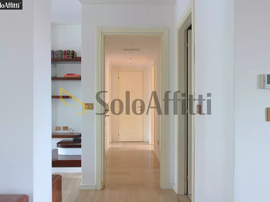 Immagine 21 di Trilocale in affitto  in Piazza Aldo Moro 1 a Cologno Monzese