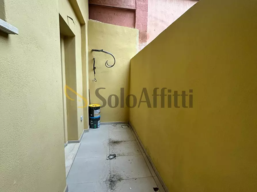 Immagine 8 di Locale commerciale in affitto  a Cagliari