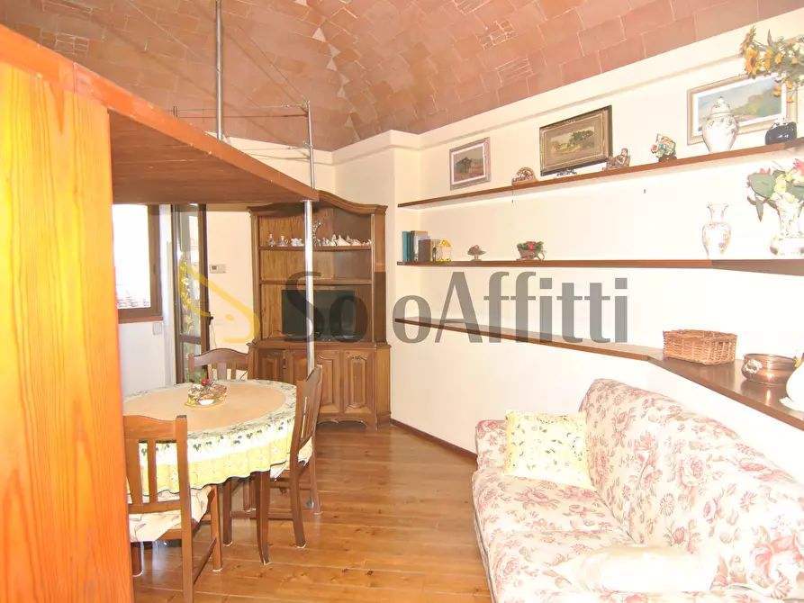 Immagine 3 di Bilocale in affitto  in via Mondolfi 16 a Livorno