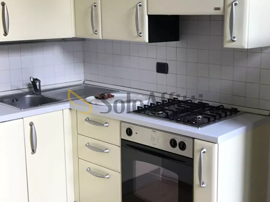 Immagine 10 di Bilocale in affitto  in Corso Milano 58 a Monza