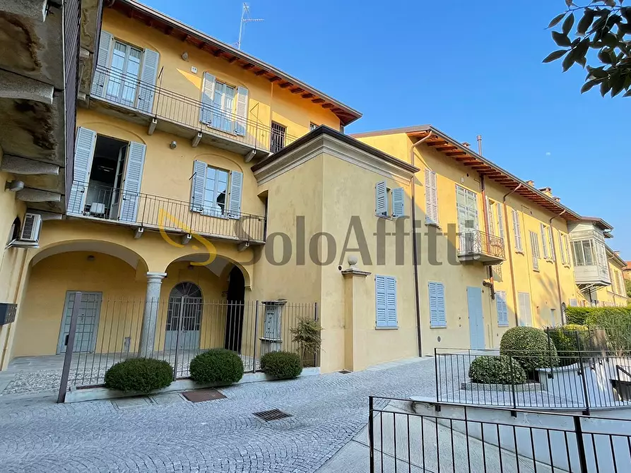 Immagine 16 di Mansarda in affitto  a Gallarate