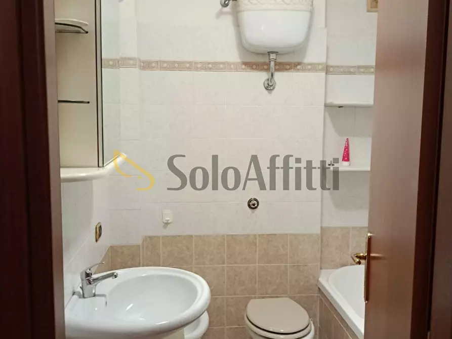 Immagine 7 di Quadrilocale in affitto  in Viale Parigi 11 a Frosinone