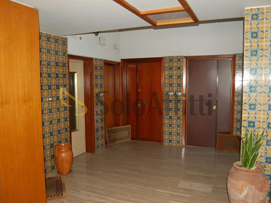 Immagine 25 di Trilocale in affitto  in Via dei Boccamazzi 24 a Roma