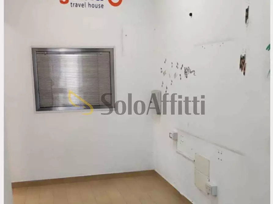 Immagine 9 di Attività artigianale in affitto  a Aci Castello