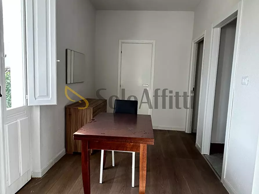 Immagine 7 di Stanza singola in affitto  a Monserrato