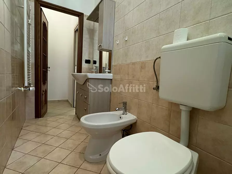 Immagine 13 di Bilocale in affitto  in Via Bari a Torino