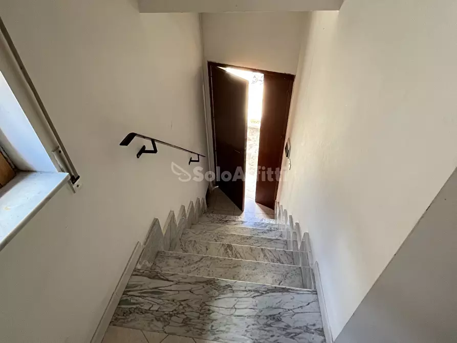 Immagine 2 di Trilocale in affitto  a Abriola