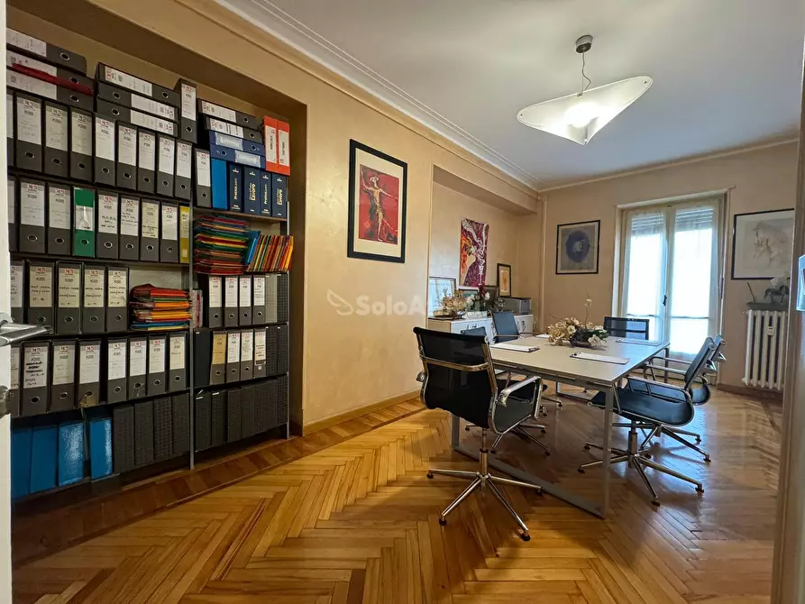 Immagine 1 di Ufficio in affitto  in Via Giacinto Collegno a Torino