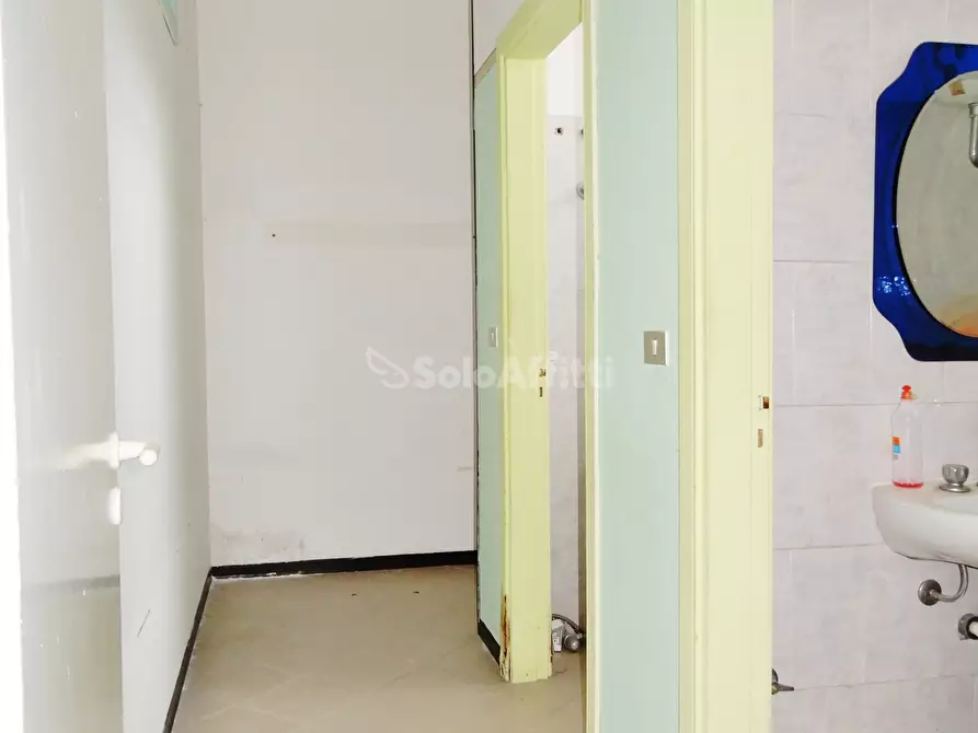 Immagine 5 di Magazzino in affitto  a Catanzaro