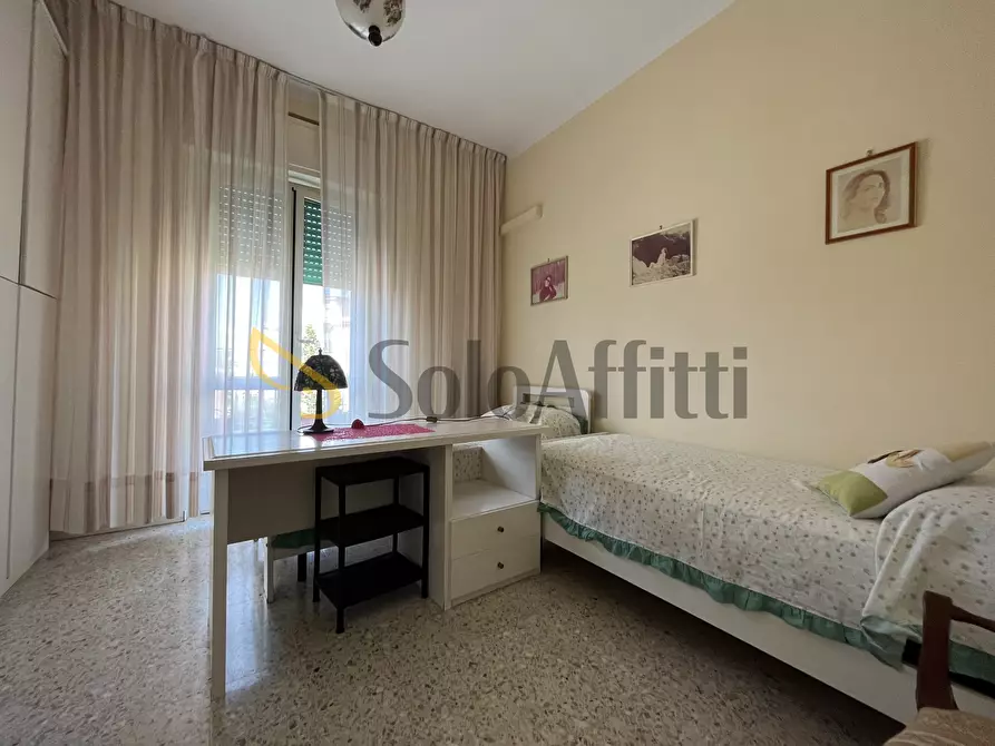 Immagine 9 di Stanza singola in affitto  a Catanzaro