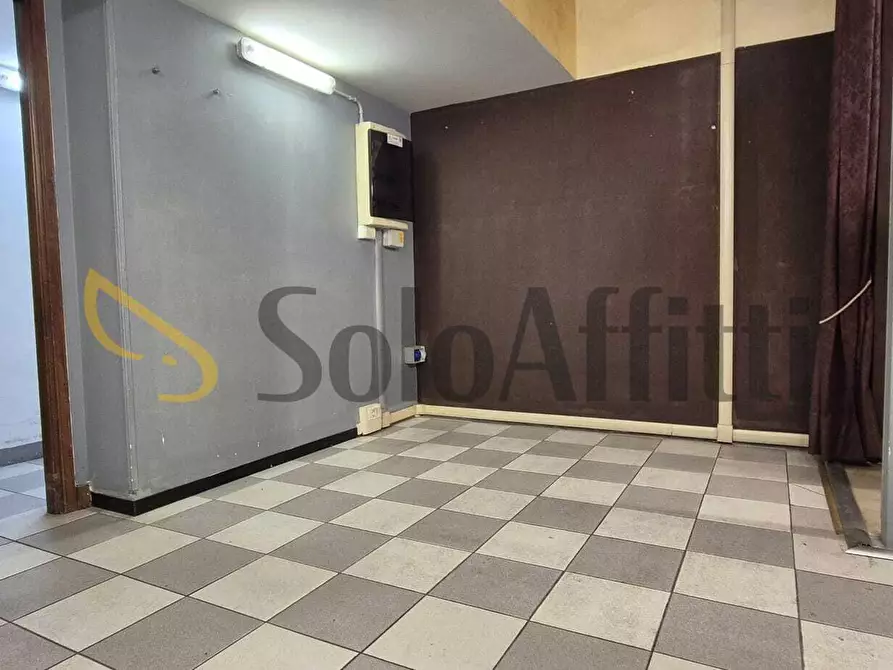 Immagine 17 di Locale commerciale in affitto  in Corso Filippo Brunelleschi 80 a Torino