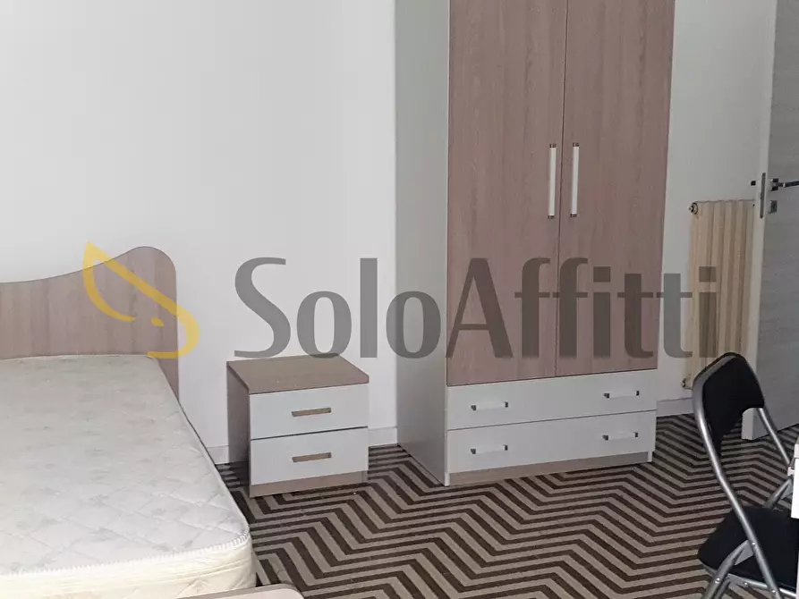 Immagine 14 di Stanza singola in affitto  a Catanzaro