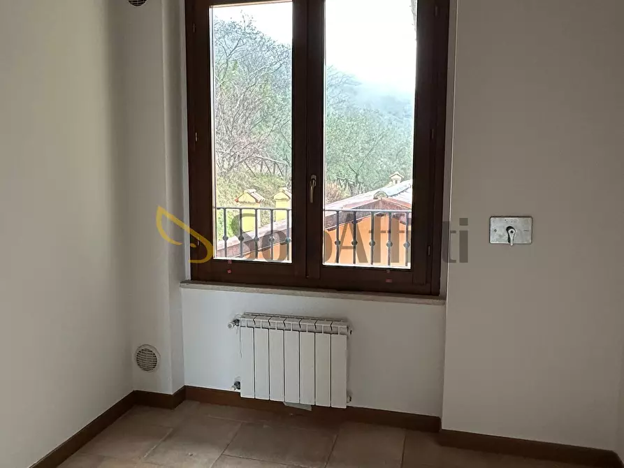 Immagine 12 di Trilocale in affitto  in Via Eugenio Tonelli 1 a Montefranco