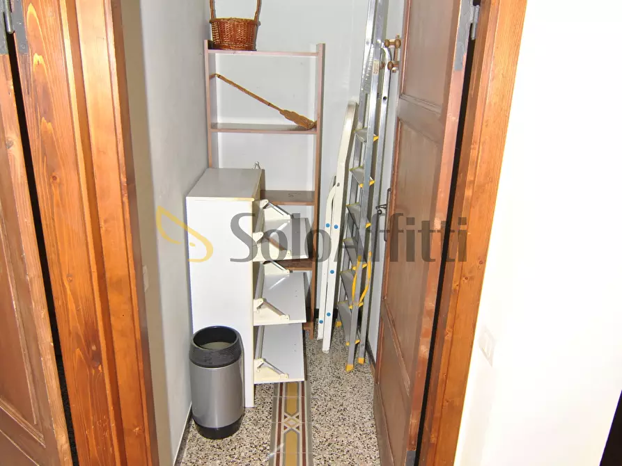 Immagine 11 di Bilocale in affitto  in via Mondolfi 16 a Livorno