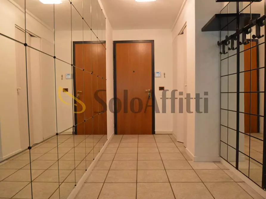 Immagine 15 di Bilocale in affitto  in Viale Monte Amiata 41 a Rozzano