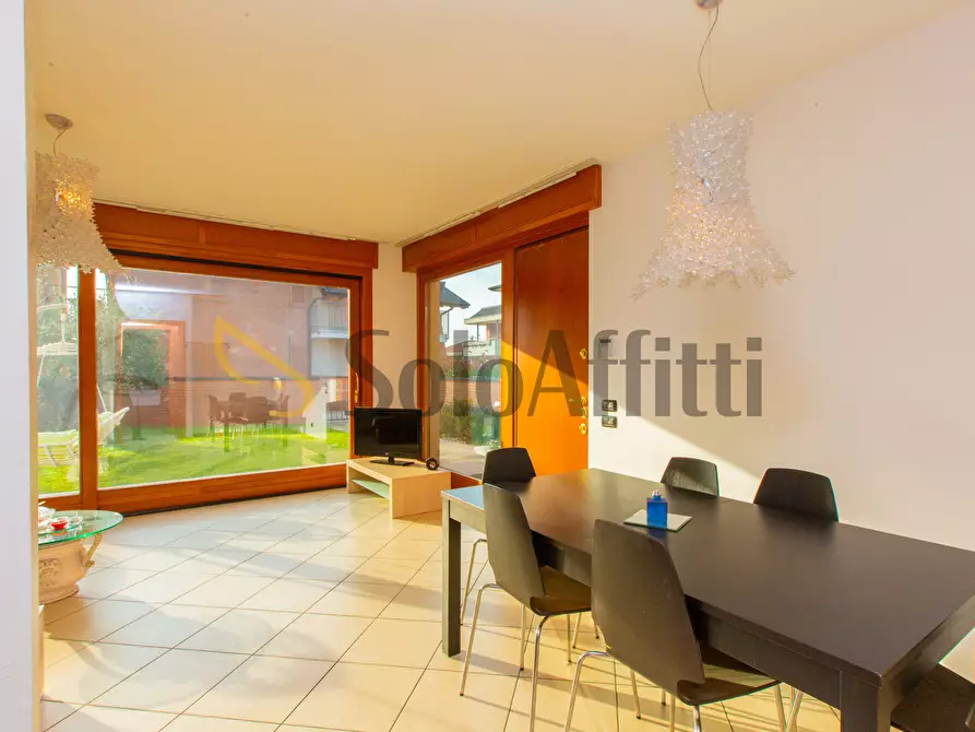 Immagine 6 di Villetta a schiera in affitto  in Via Bienate 4 a Busto Arsizio