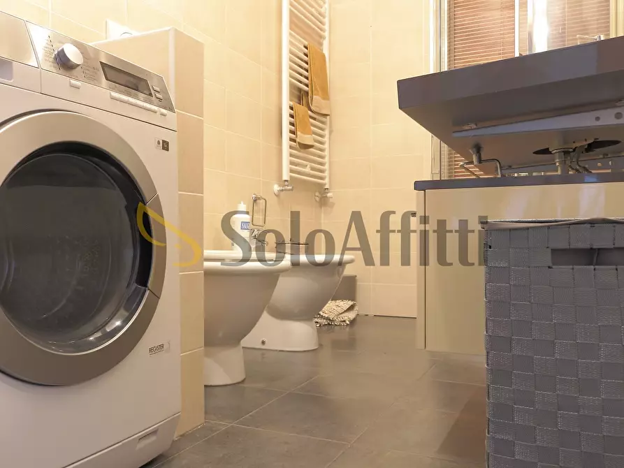 Immagine 15 di Bilocale in affitto  in Via Gressoney 7 a Milano