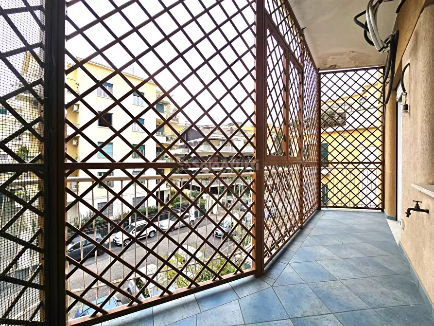 Immagine 22 di Quadrilocale in affitto  in Via Peralba 5 a Roma