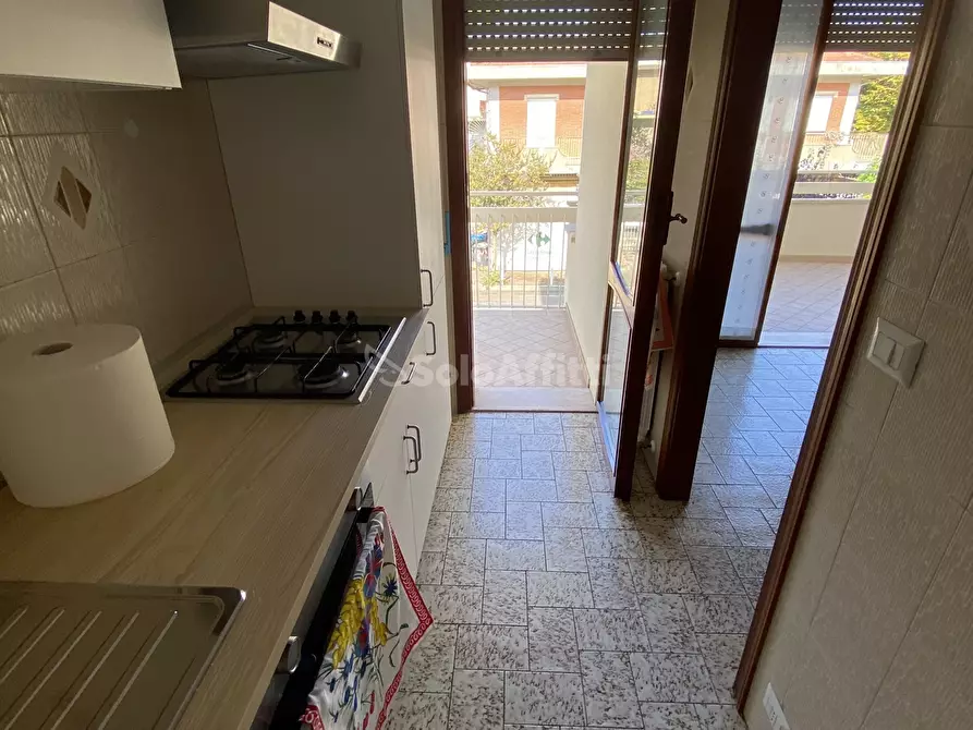 Immagine 8 di Pentalocale in affitto  in Viale Leonardo da Vinci 61a a Rimini