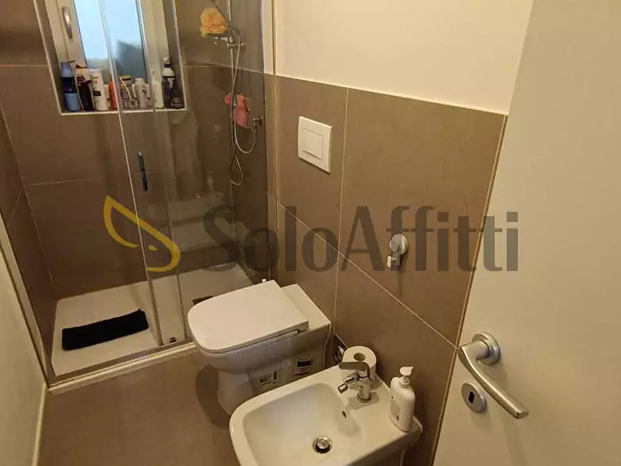 Immagine 13 di Bilocale in affitto  in via Candiolo a Torino