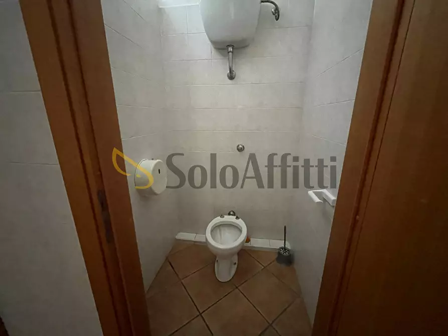 Immagine 25 di Ufficio in affitto  in Via Nazionale Appia 177 a Casapulla