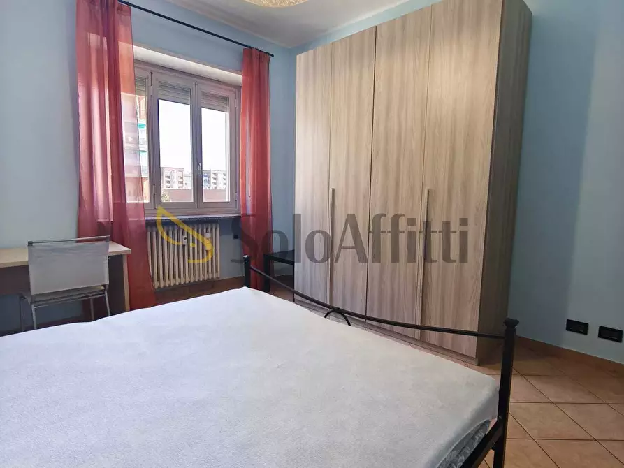 Immagine 2 di Quadrilocale in affitto  in Via Pietro Francesco Guala 5 a Torino