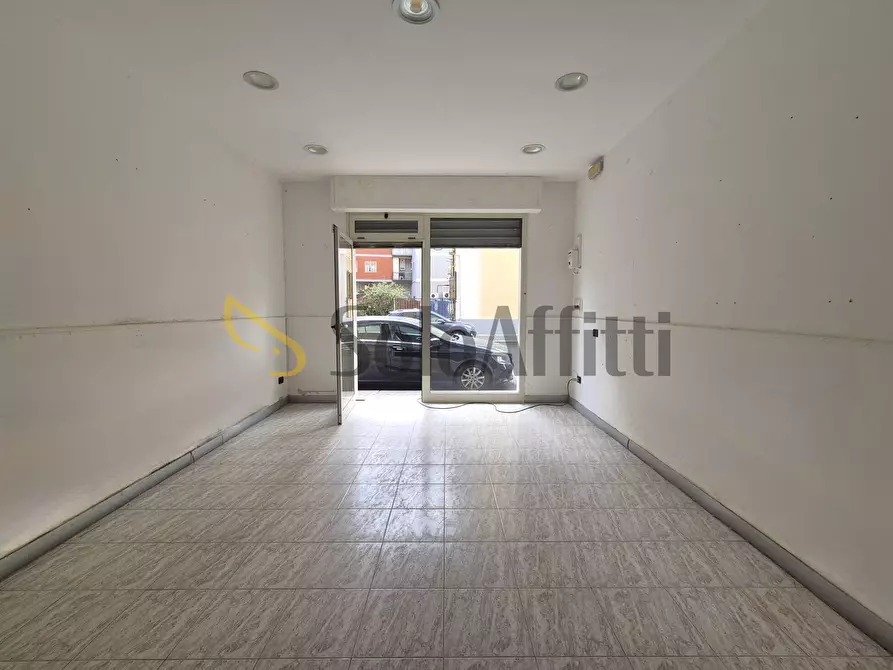 Immagine 2 di Locale commerciale in affitto  in Via Torrazzo 134 a Catanzaro