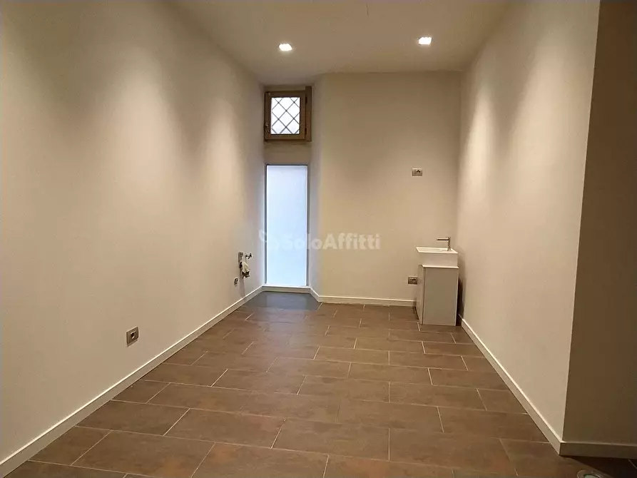 Immagine 30 di Ufficio in affitto  in Via Giulio Cesare Beccaria a Terni