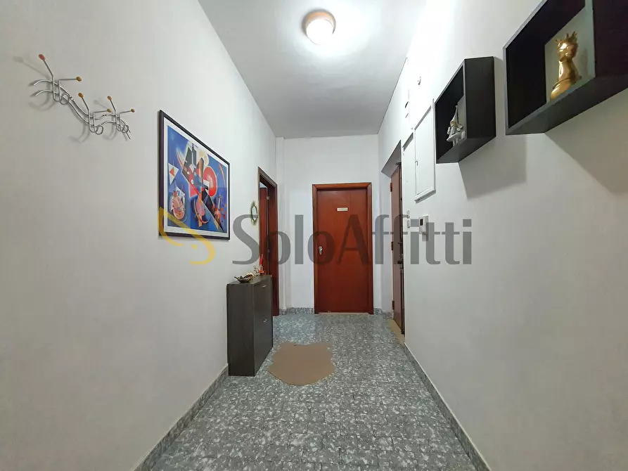 Immagine 12 di Trilocale in affitto  a Catanzaro